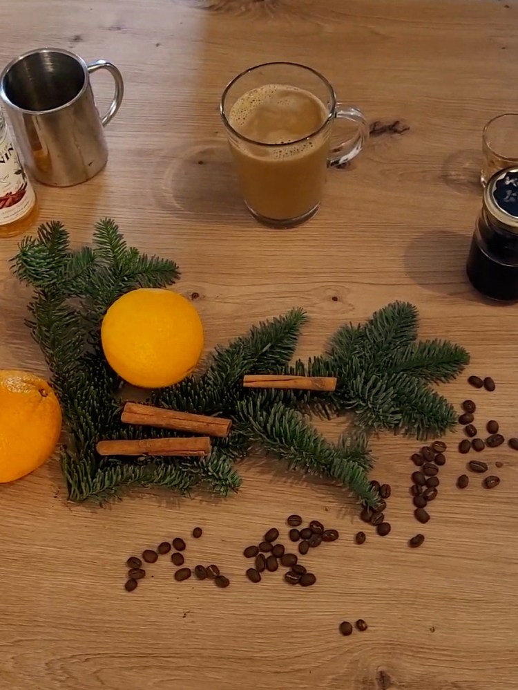 Zimtkaffee mit Schuss