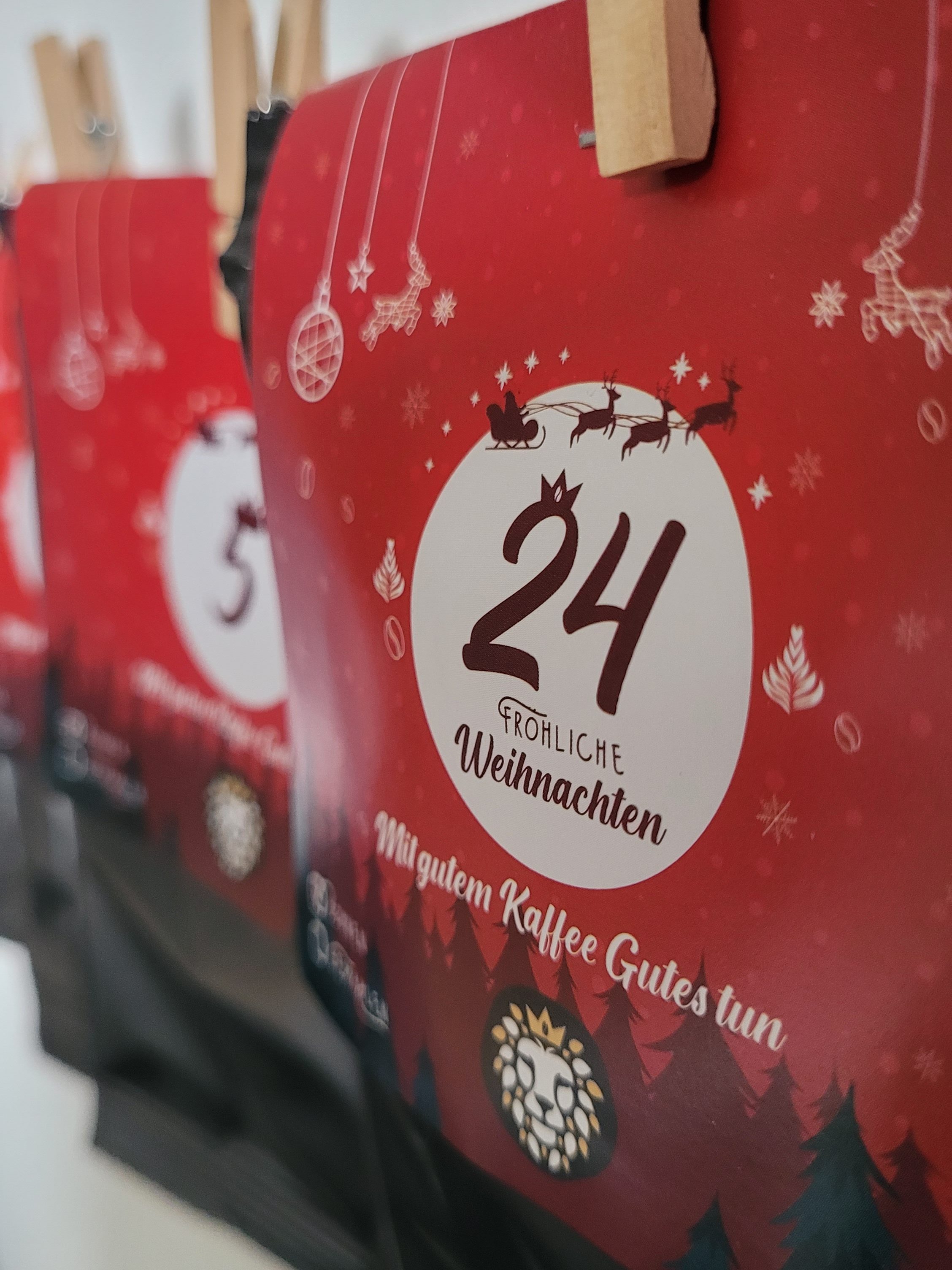 Perfekter Kaffeegenuss in der Weihnachtszeit: Der Kaffee Adventskalender von Barista Royal
